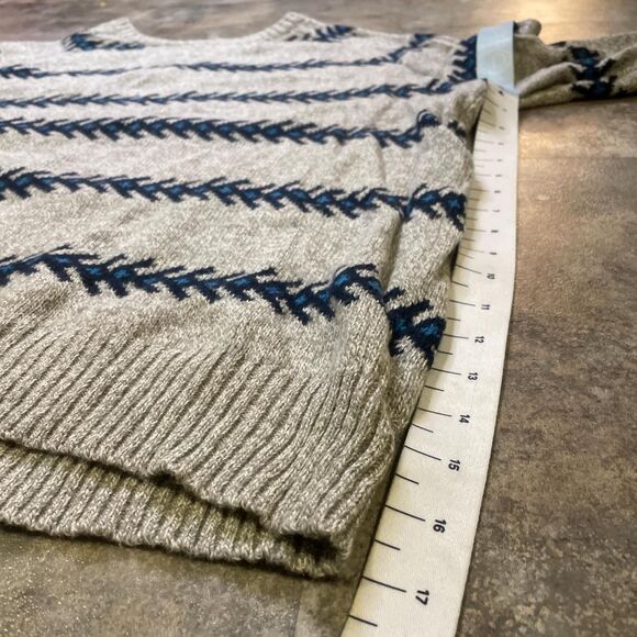 urban outfitters o’hanlon mills grey and blue arrow sweater size xl - Picture 4 of 6
